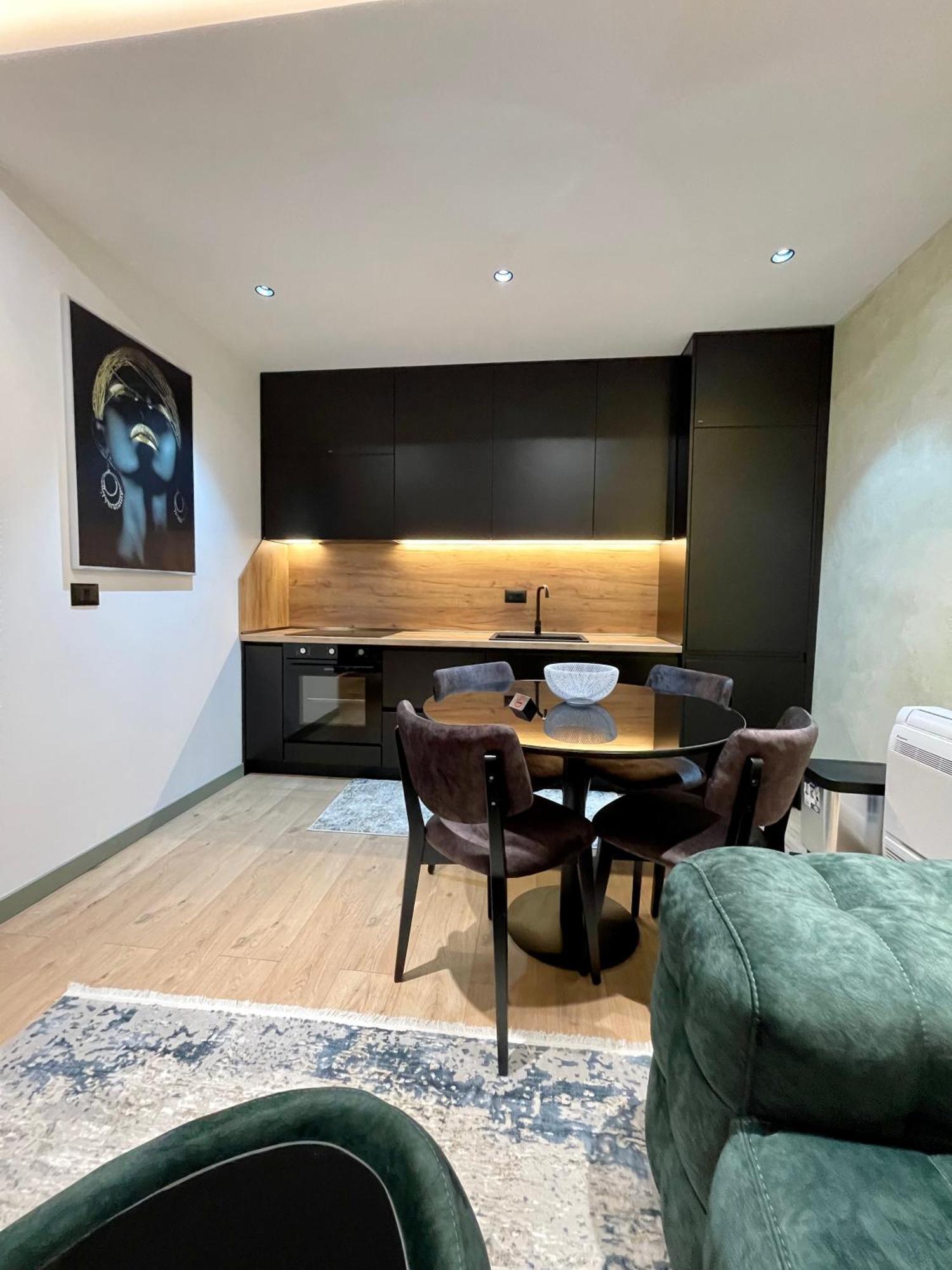 Apartment Queens Luxury *